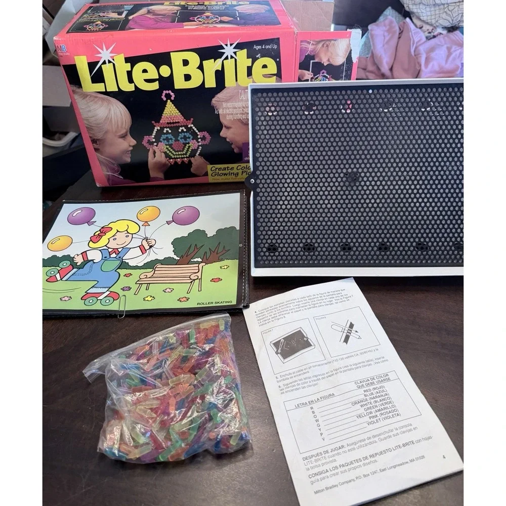 Vintage Milton Bradley Lite Brite Light Bright 1993 Original Box Pegs patterns